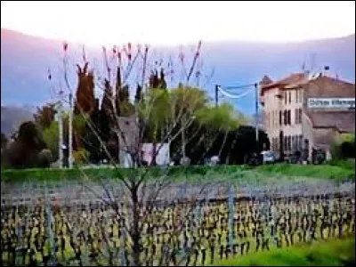 Nous terminons cette balade dans l'Aude, à Villemagne. Village du Lauragais, dans la Montagne Noire, il se situe en région ...