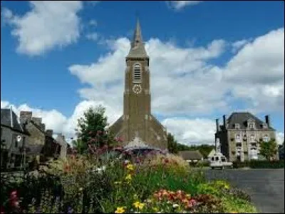 Je vous emmène à Saint-Fraimbault. Village de l'arrondissement d'Alençon, dans le parc naturel régional Normandie-Maine, dans la région naturelle du Domfrontais, il se situe dans le département ..
