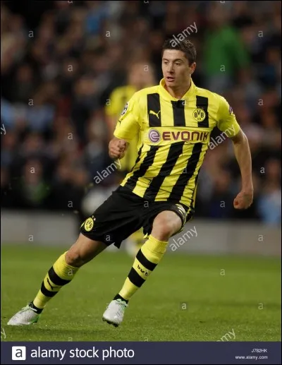 Ensuite il joue à Dortmund, combien y marque-t-il de buts en 231 matchs ?