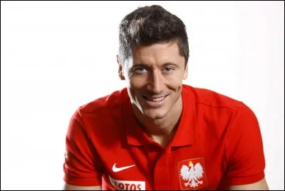 Enfin au total combien marque-t-il de buts en club en 363 matchs ?