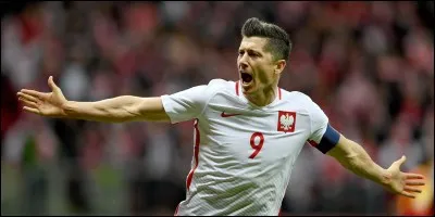 Combien marque-t-il de buts en sélection nationale en 102 matchs ?