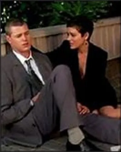 Dans l'épisode ''L'énergie du désir'', dans quel monde de désirs atterrit Phoebe ?