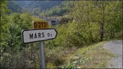 Ce panneau nous indique la direction de Mars, village des Cévennes Gardoises situé en région ...