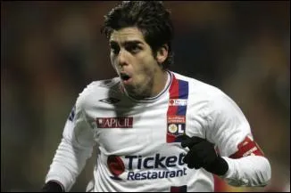 De quel nationalit est ce joueur ?