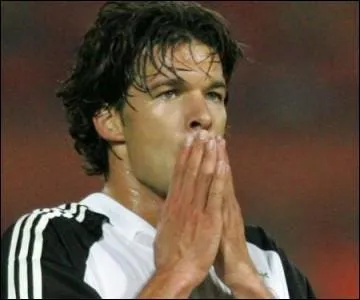 Quel est sa nationalit ?