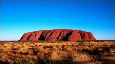 Quel est l'ancien nom du repère australien Uluru ?
