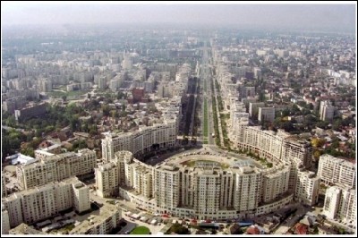 Cette ville de 2 millions d'habitants, capitale de la Roumanie, c'est :