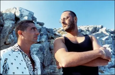 Année : 1988
Genre : Drame
Acteurs : Jean-Marc Barr, Jean Reno
Indices : Grèce/Amour/Plongée/Dauphin 
Quel est ce film ?