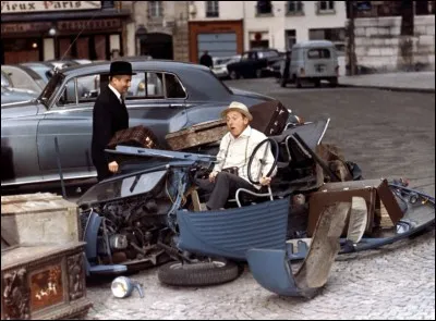 Ah non, ah non, c'est une catastrophe ! - Qu'est-ce qu'il y a ? - Qu'est ce qu'il y a, qu'est ce qu'il y a, ah bah c'est sûr, maintenant ...