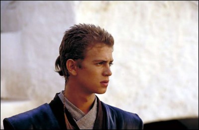 Dans "Star Wars : L'Attaque des clones" qui a dit ''Ani, je suis si fière de toi" ?