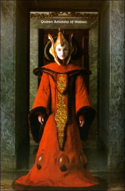 Dans "Star Wars : La Menace fantôme", qui est la reine de Naboo ?