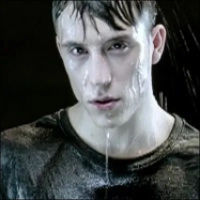 Avec qui Loïc a-t-il co-écrit "Rhythm Inside" ?