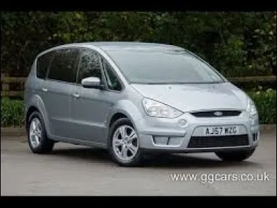 Moi, j'ai été élu en 2007. Je suis le ...