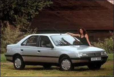 Cela a fait 30 ans en 2018 que j'ai été élue voiture de l'année. Je suis la ...