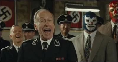 Dans "OSS 117", quel est le nom du mouvement nazi ?