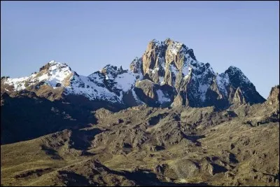 Dans quel pays se trouve le mont Kenya ?