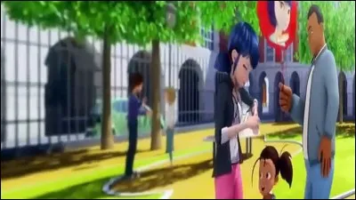 Aimes-tu jouer dehors avec les autres ?