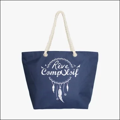 "Backpack" signifie sac en français.