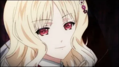 Fille adoptive d'un prêtre, elle est envoyée dans la famille Sakamaki. C'est :