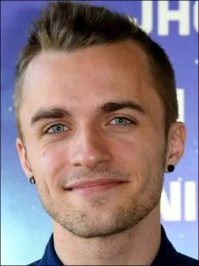 Quel est son nom réel ?