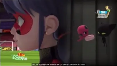 Qui lui a envoyé sans le savoir des faux miraculous ?