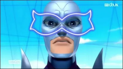 Où s'est-il battu, en tant que Papillon, contre Ladybug et Chat Noir ?