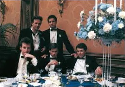 Ann&eacute;e : 1982Genre : Com&eacute;die dramatique Acteurs : Steve Guttenberg, Daniel SternIndices : 5/Restaurant/Amis/Mariage. Quel est ce film ?