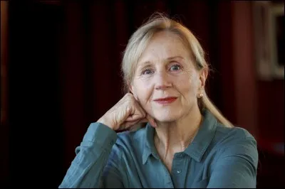 Cette actrice s'est fait connaître du grand public par son rôle de Mme Le Quesnoy dans "La Vie est un long fleuve tranquille" de Chatiliez. C'est ...