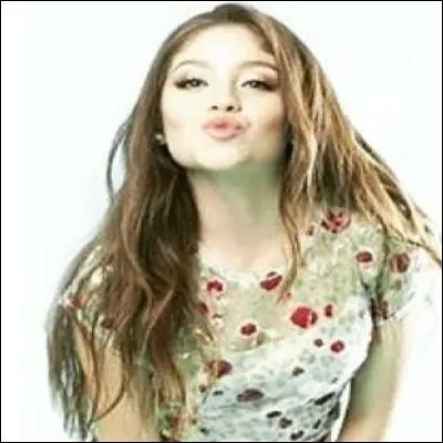 &Agrave; quel &acirc;ge a-t-elle commenc&eacute; sa carri&egrave;re ?