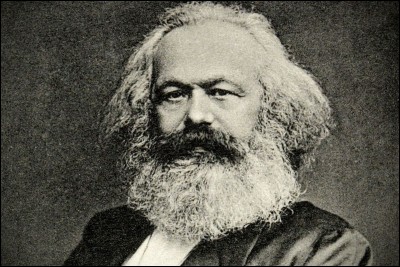 Quel philosophe allemand est à l'origine de la pensée communiste ?