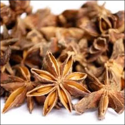 Combien de branches d'étoile la badiane compte-t-elle ?