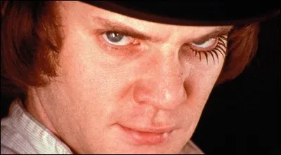 Année : 1971 
Genre : Science-fiction
Acteurs : Malcolm McDowell, Patrick Magee
Indices : Violence/Cobaye/Beethoven/Sexe 
Quel est ce film?