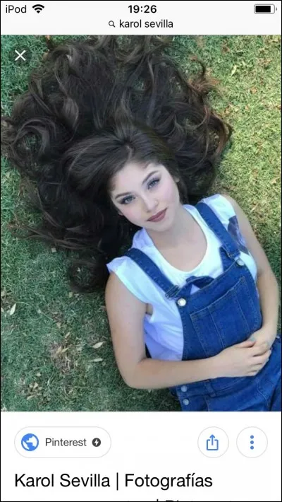 Quel âge a l'actrice ?