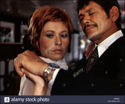 "Le Passager de la pluie" est un roman dont l'auteur est Sébastien Japrisot.