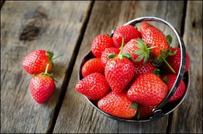 Elles permettent de lutter contre la formation de la cataracte, et peuvent aider à prévenir le cancer, pour éviter de devenir sénile, rien de tel que les fraises, à condition de...