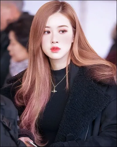 Quel est le vrai prénom de Rosé ? (son prénom coréen)