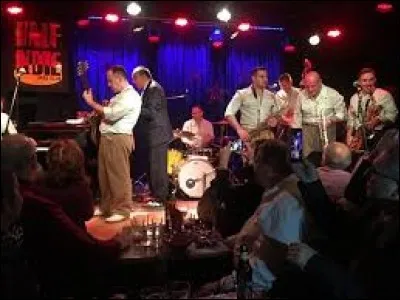 Il y eut un célèbre club de Harlem à la base de cette réussite. Lequel ?