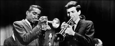 Quand des musiciens jouent ensemble pour leur plaisir en improvisant en France on parle de buf, mais aux USA c'est une...