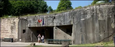 Quelle est la ligne de défense le long de la frontière franco-allemande ?