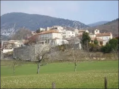 Nous terminons cette balade dans la Dr&ocirc;me, &agrave; Vaunaveys-la-Rochette. Nous sommes dans l'ancienne r&eacute;gion ...