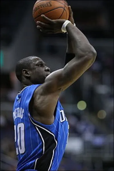 Quelle club a choisi Mickaël Piétrus ?