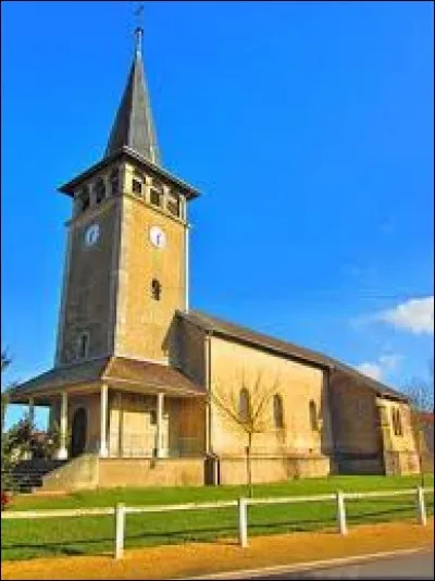 Vous avez sur cette image l'église Saint-Jean-Baptiste de Saint-Jean-lès-Buzy. Village Meusien, il se situe dans l'ancienne région ...