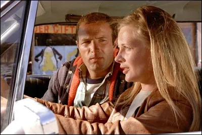 Année : 1969
Genre : Drame 
Acteurs : James Caan, Shirley Knight
Indices : Grossesse/Road Trip/Accident/Football. 
Quel est ce film ?