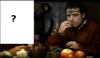 Dans cette scène où Arthur explique que Guenièvre est restée manger dans sa chambre parce qu'elle a peur des oiseaux, qui mange à la droite d'Arthur ?