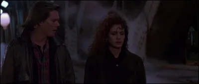 Le film "Les nuits avec mon ennemi", avec Julia Roberts, parle de quel thème ?