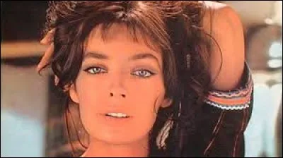 Marie Laforêt chante ''Il a neigé sur...'' (Lien pour clip)