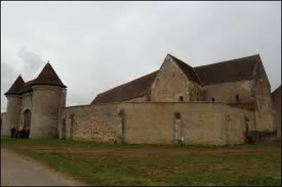 Nous partons maintenant dans le Centre-Val-de-Loire, &agrave; l'abbaye du Bois de Nottonville. Village de l'arrondissement de Ch&acirc;teaudun, il se situe dans le d&eacute;partement ...