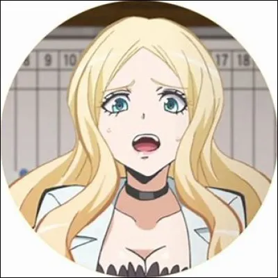 Quel est l'âge de Mme Pouffe ?