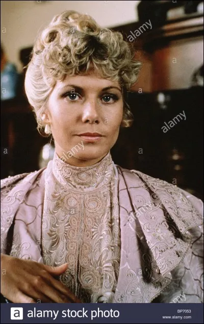 Qui est la femme de Stapleton ?