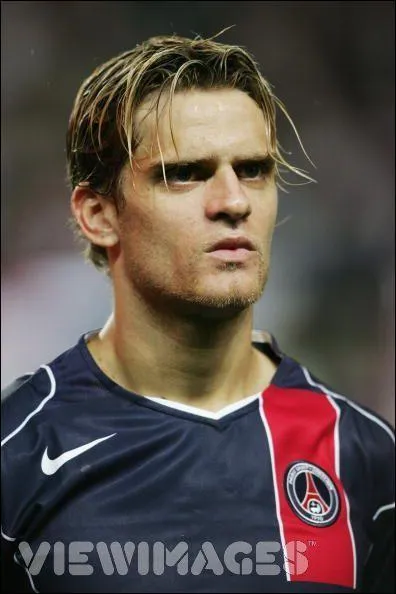 Qui est ce joueur de football ?